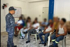 Policía retiene a nueve jóvenes y siete motocicletas por carreras clandestinas en Gurabo