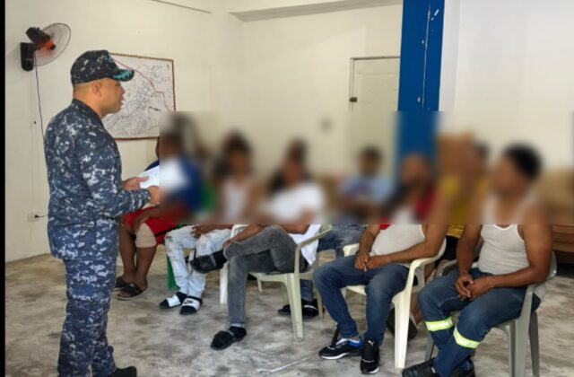 Policía retiene a nueve jóvenes y siete motocicletas por carreras clandestinas en Gurabo
