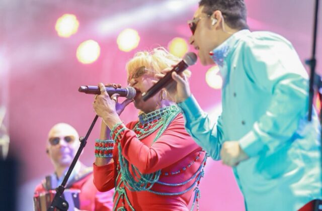 El Prodigio y la Súper Banda llenan el Arena del Cibao
