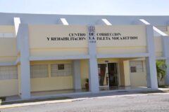 Fallece un preso de la prisión de La Isleta (Moca) tras una riña entre varios convictos