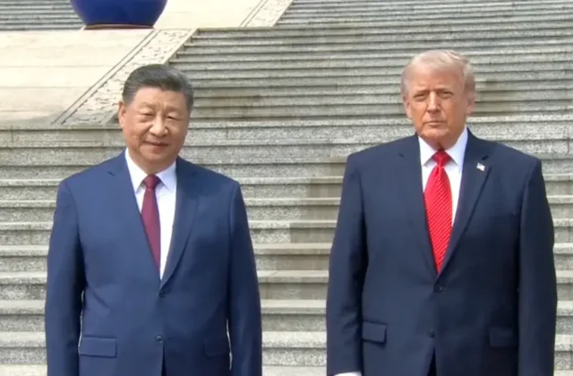 China pide reabrir Ormuz y retomar diálogo de paz