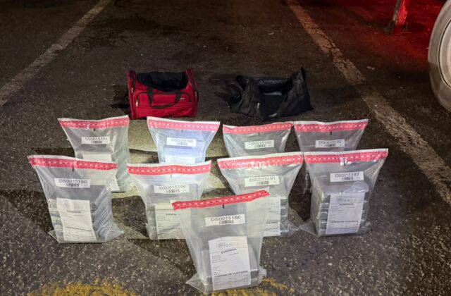 DNCD incauta 42 paquetes de presunta cocaína en Puerto Caucedo; arrestan a un empleado