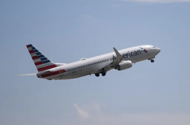 Tres vuelos son desviados a Puerto Rico