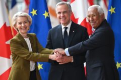 La jefa de la UE invita a Canadá a ser «miembro asociado» del bloque
