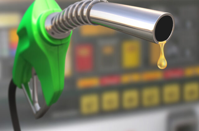 Gasolina Premium ha subido 60 pesos en solo 6 meses en RD; la regular 43 pesos
