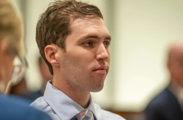 #Mundo:El acusado de matar a Charlie Kirk se declara inocente y el juez da luz verde a la Fiscalía para solicitar la pena de...
