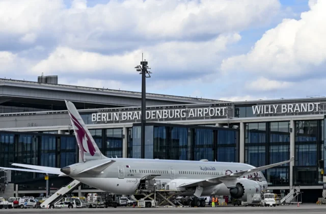 #Mundo:Evacúan la terminal 1 del aeropuerto de Berlín por una posible sustancia peligrosa #FVDigital