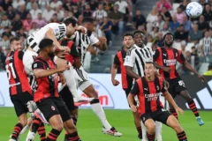 Homenaje a Franco Baresi en el empate entre Juventus y Milan por la Serie A