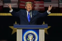 #Mundo:Trump promete 5.000 dólares a cada adulto si los republicanos mantienen el Congreso #FVDigital