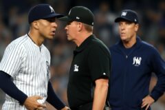 Tácticas de Caballero y el reloj de pitcheo provoca expulsión del coach de bateo de NYY