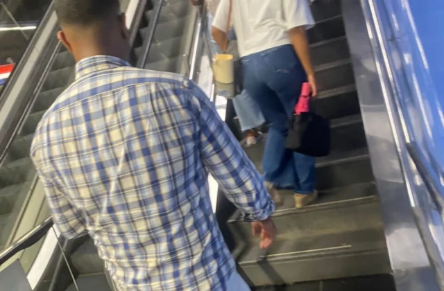 Falta de mantenimiento en las estaciones del Metro genera quejas entre los pasajeros