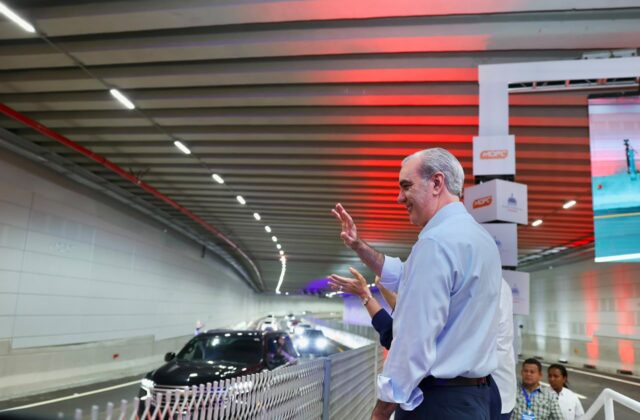 Presidente Luis Abinader encabeza la apertura del túnel de la Plaza de la Bandera