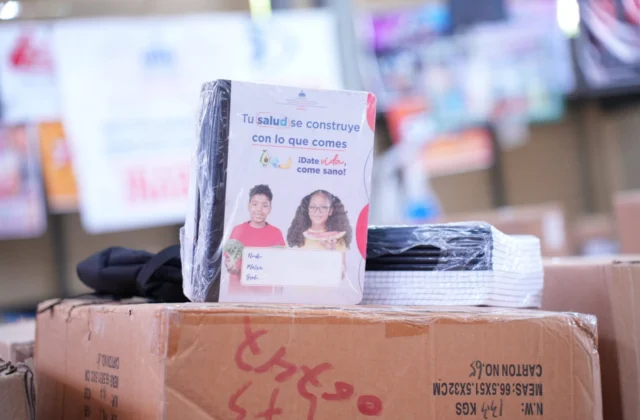 INABIE avanza entrega de más de 267 mil kits escolares en la región Este