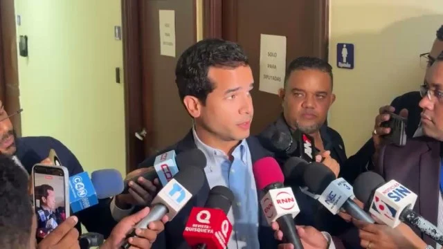 Omar Fernández: “Hubiese querido cadena perpetua para violadores”; afirma se modificará CP para garantizar libre expresión