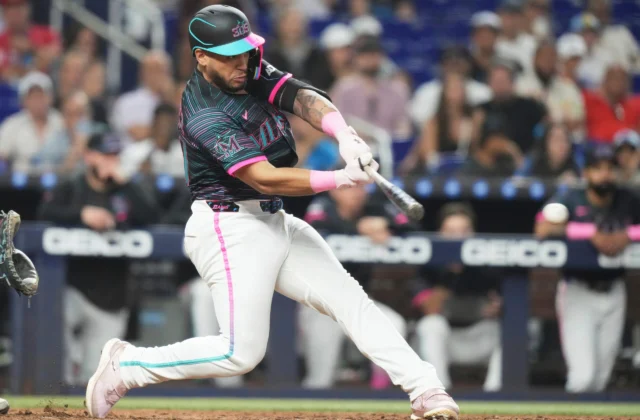 Ramírez y Hernández contribuyen a triunfo de los Marlins