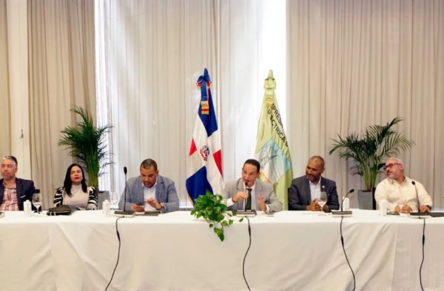 ETED impulsa el primer sistema de respaldo para mayor estabilidad del SENI con almacenamiento de energía - Presidencia de la República Dominicana
