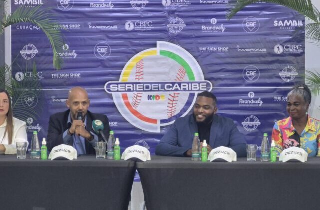 Alexi Domínguez dueño de la velocidad desde el montículo en Serie del Caribe Kids