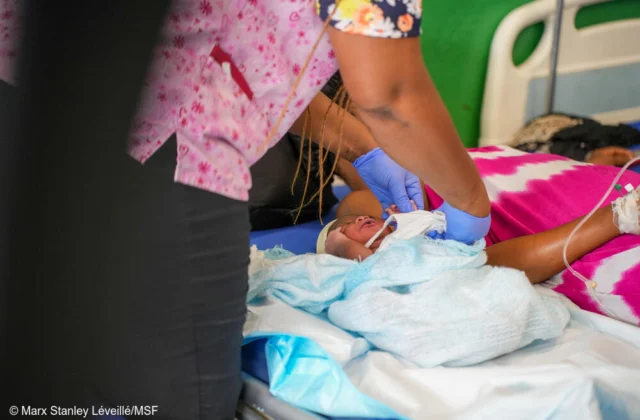 MSF suspende de nuevo su atención en maternidad de Puerto Príncipe por violencia armada