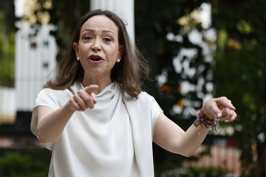 María Corina Machado felicita a Ito Bisonó por su designación como canciller