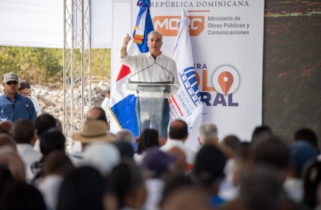 Presidente Abinader inaugura carretera Cabral–Polo y fortalece conexión vial para desarrollo del Sur