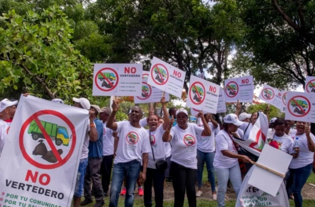 La Cuaba cumple 100 días de resistencia contra la instalación de un vertedero