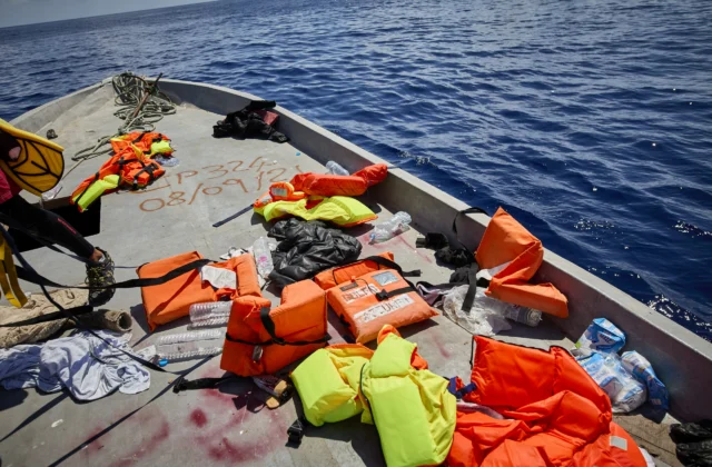 Mueren 14 migrantes en un naufragio frente a las costas tunecinas