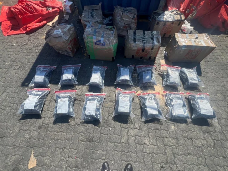 DNCD incauta 41 paquetes de marihuana en el Puerto de Haina Oriental