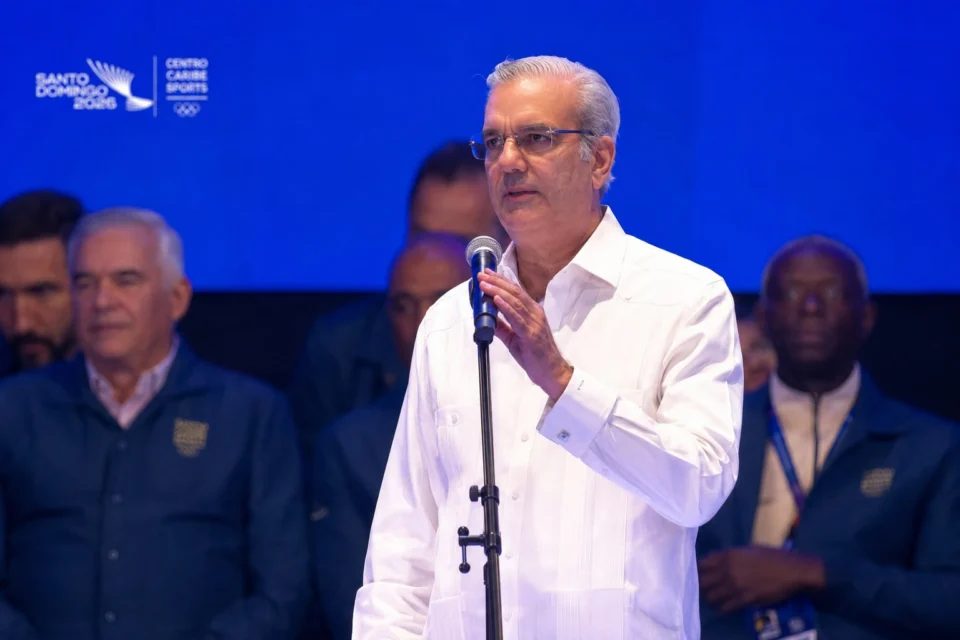 Abinader destaca el orgullo por atletas dominicanos y agradece a delegaciones internacionales en SD 2026