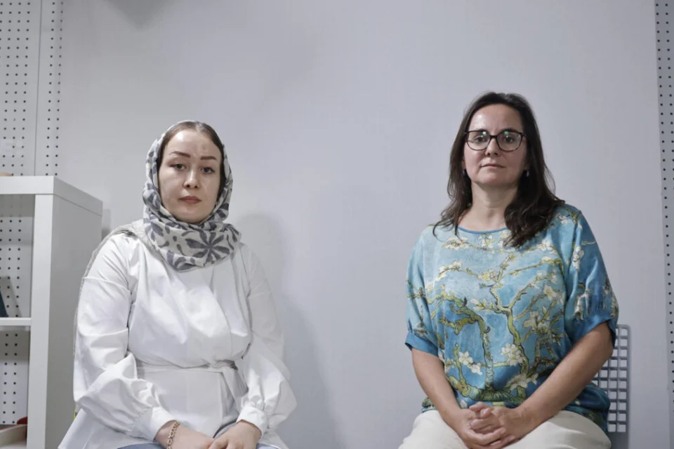 Imagen relacionada: afganas espana niega traslado pedimos