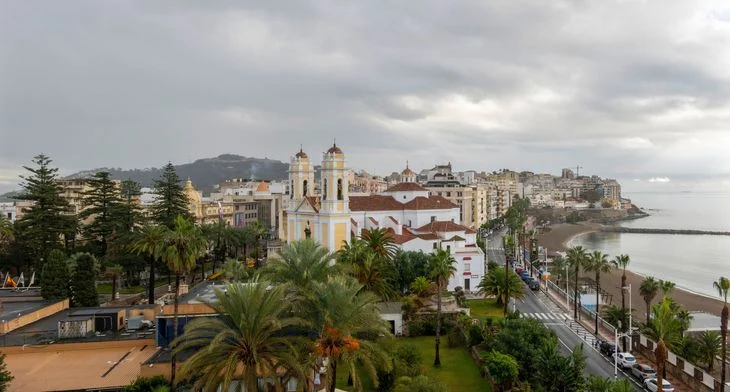 Ascienden a 67 los cadáveres de migrantes recuperados en la costa de Ceuta tras la entrada masiva