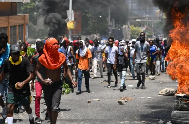 Se eleva a 40 los muertos en ataque de pandillas cerca de la capital de Haití