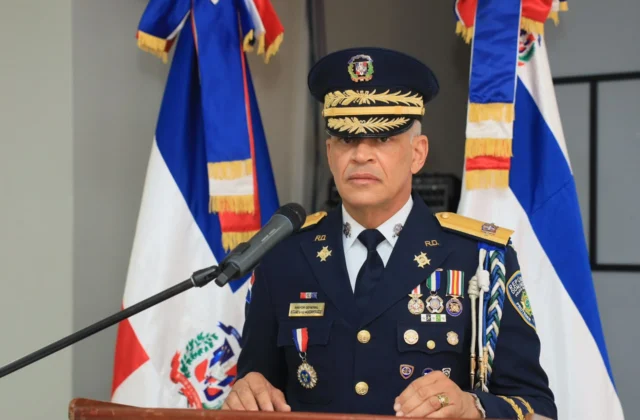 Mayor general Rodríguez García remenea la mata en PN; realiza designaciones en áreas operativas y administrativas