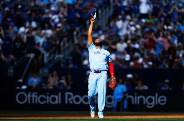 Vladdy Jr. avanza en su recuperación y apunta a regresar este fin de semana