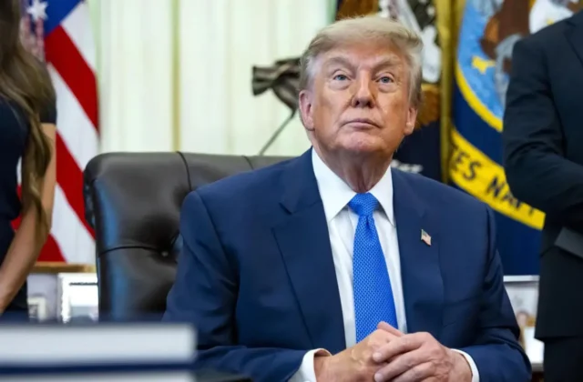 #Mundo:Trump ataca a Reino Unido y cuestiona su capacidad para mantener las Malvinas: “No lo están haciendo bien, no me han ayudado” #FVDigital