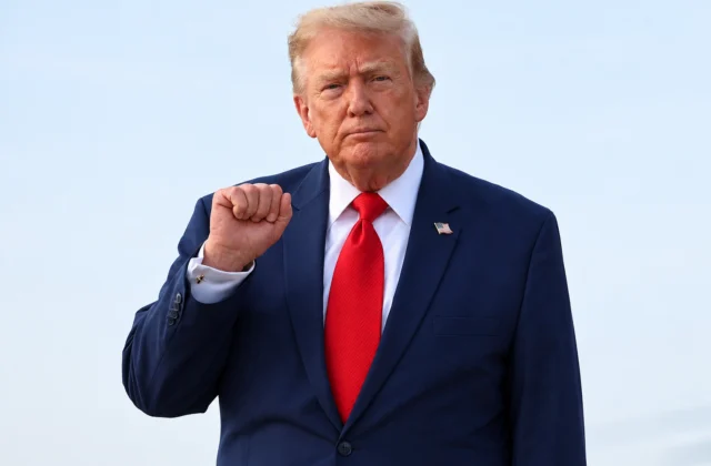 Trump afirma su hijo devolvió el dinero al ruso que financió las fiestas de la boda