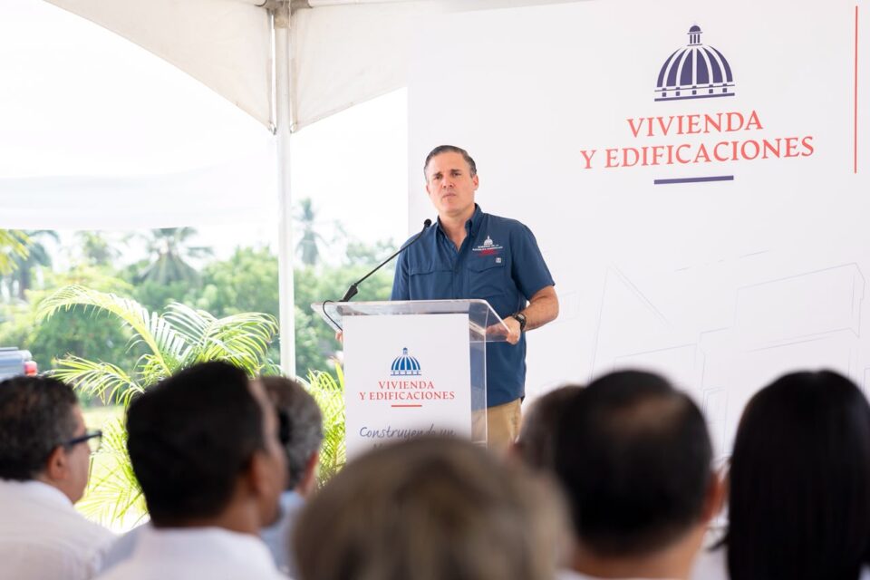 MIVED inicia construcción de 400 viviendas en Las Acacias III con inversión de RD$1,152 millones