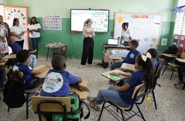Diputado: “Que se les prohíba a los haitianos hablar creole o aprendemos su idioma”