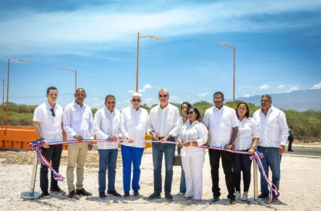 Presidente Abinader inaugura la carretera de Boca de Chavón en La Altagracia