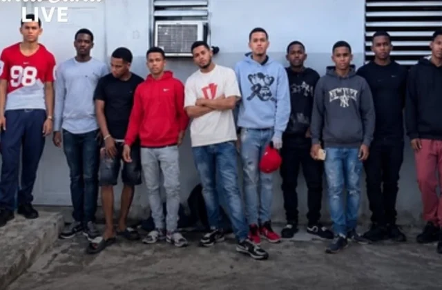 Policía apresa a ocho presuntos miembros de la banda Los 5.5