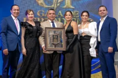 Doctor Julio Landrón de la Rosa recibe reconocimiento del Colegio Dominicano de Periodistas en Sánchez Ramírez