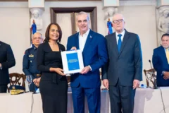 Gobierno inaugura dos nuevos centros penitenciarios y construye siete más simultáneamente
