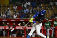 Mel Rojas Jr. impulsa victoria 3-0 del Licey sobre Estrellas con su primer jonrón