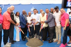 Ministerio de Deportes inicia construcción de estadio de béisbol en Consuelo con inversión de 26 millones