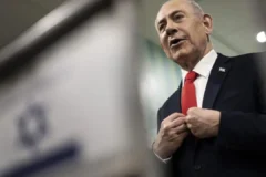 Netanyahu gana elecciones en Israel pero su bloque no alcanza mayoría parlamentaria