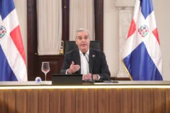 Presidente Abinader refuerza seguridad en frontera y limita presencia de bandas haitianas a 20 km